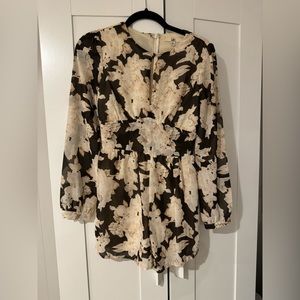 Floral romper long sleeve